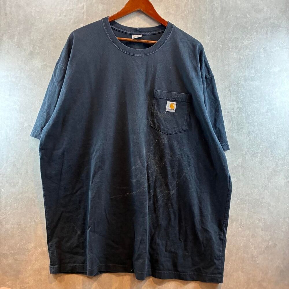 Carhartt Men's Black and Navy T-shirt